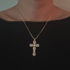 Vintage Sparkle Cross Pendant Necklace